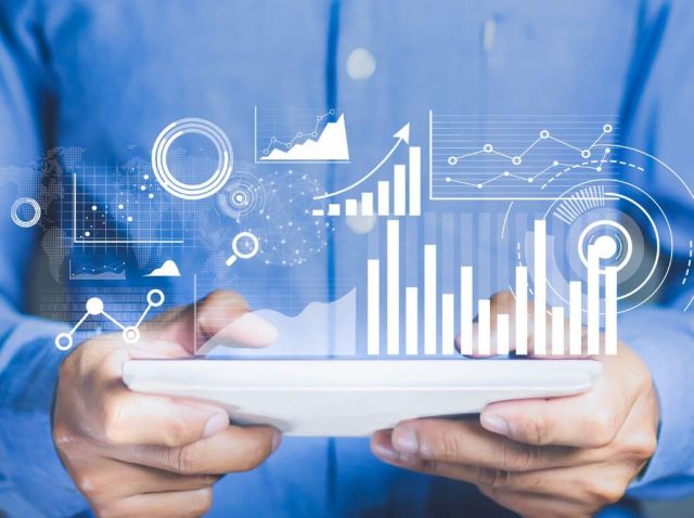Co mierzy Google Analytics 4? Raporty, które musisz znać.