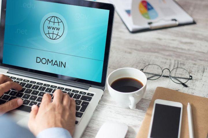 domena domain